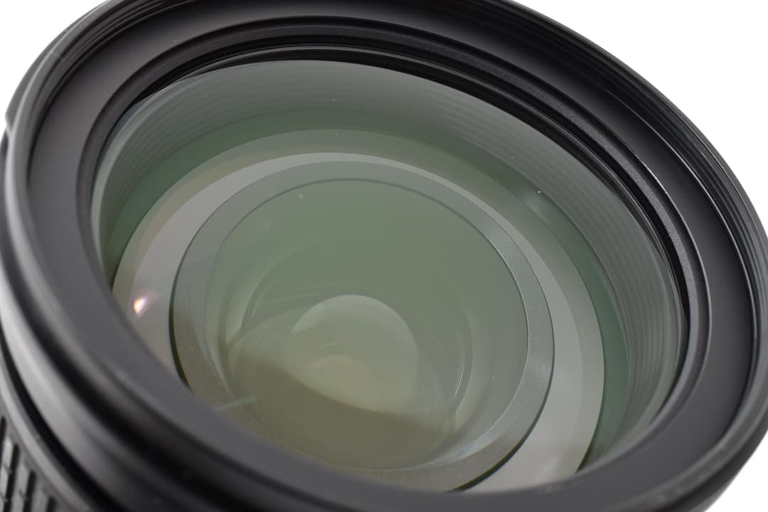 ニコン AF-S 28-300mm f/3.5-5.6G ED VR #D122