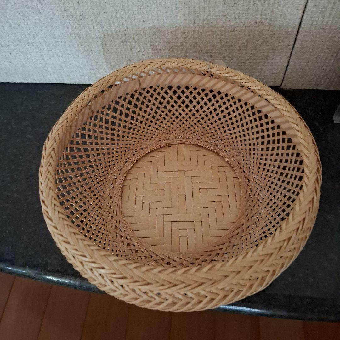 竹製の丸型ざる 約25cm鉄鉢