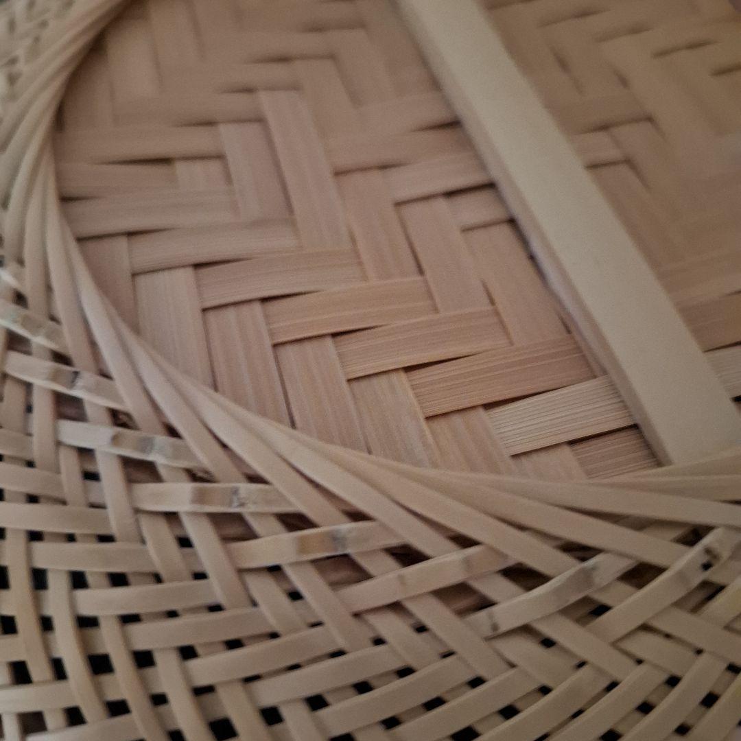 竹製の丸型ざる 約25cm鉄鉢