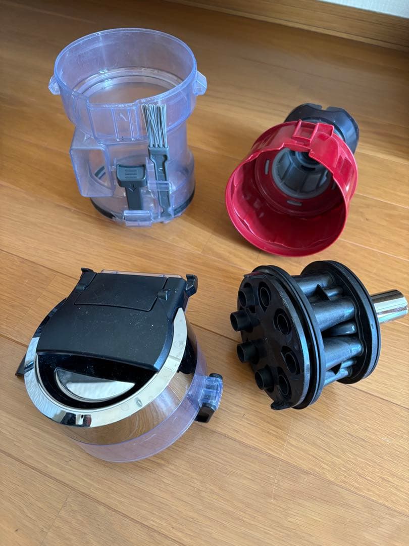 2020年製　Panasonic サイクロン掃除機 MC-SR570G