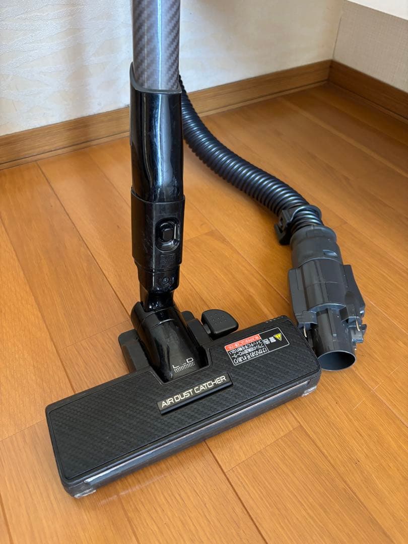 2020年製　Panasonic サイクロン掃除機 MC-SR570G