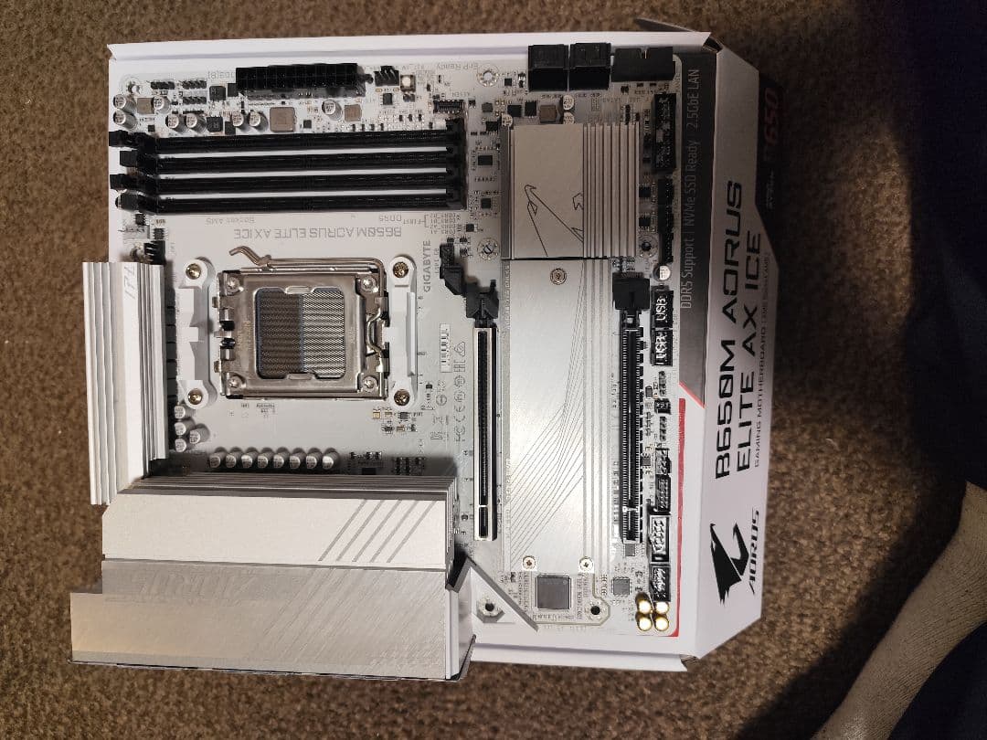 マザーボード GIGABYTEB650M AORUS ELITE AX ICE