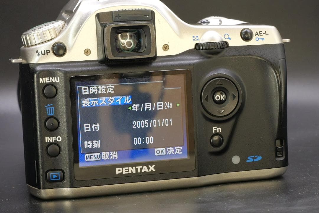 【極上品】 PENTAX ist D L ダブルズームレンズセット　単三電池起動