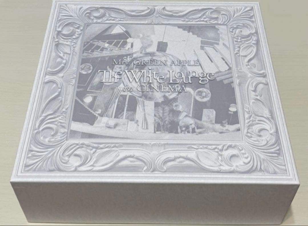 The White Lounge 初回限定BOX・グッズ11点セット