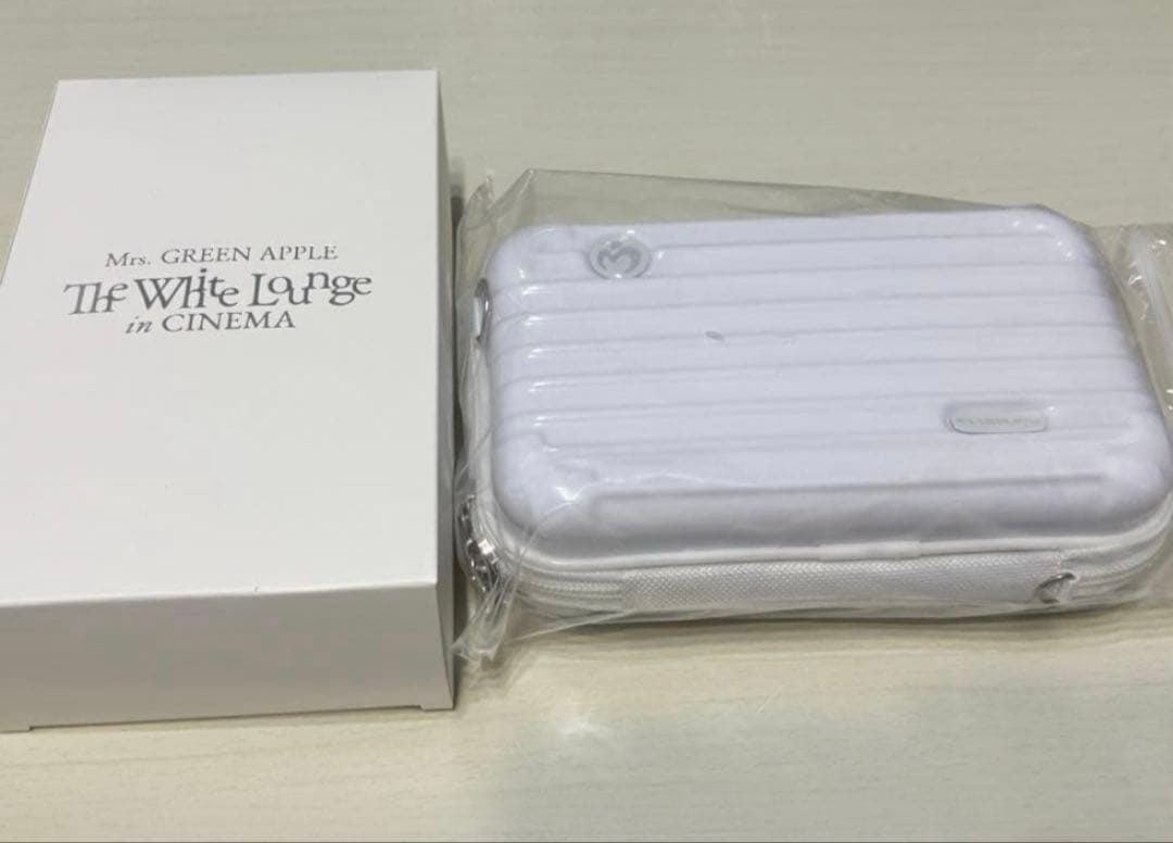 The White Lounge 初回限定BOX・グッズ11点セット