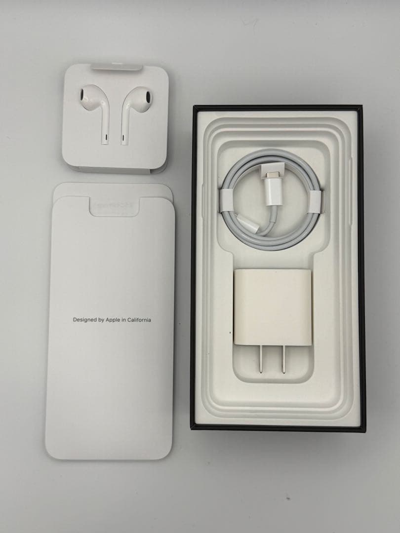 美品　iPhone 11 ProMax ミッドナイトグリーン512GB