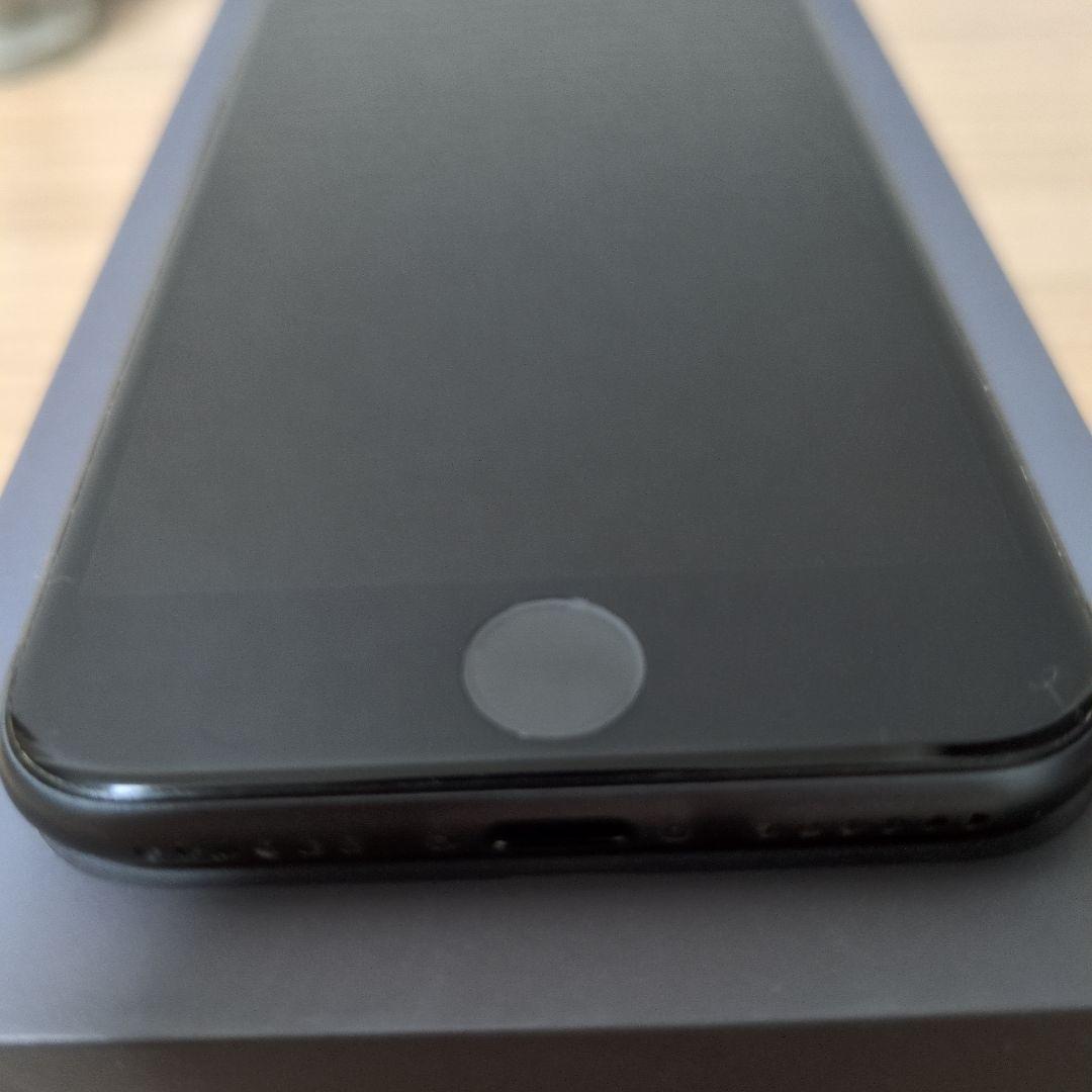 iPhone8 64GB スペースグレー 本体と純正箱付き