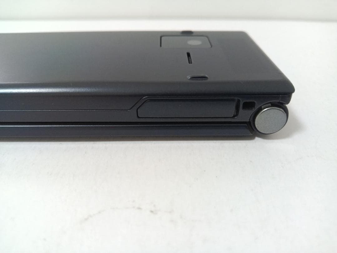 ☆ docomo arrows ケータイ ベーシック F-41C ネイビー