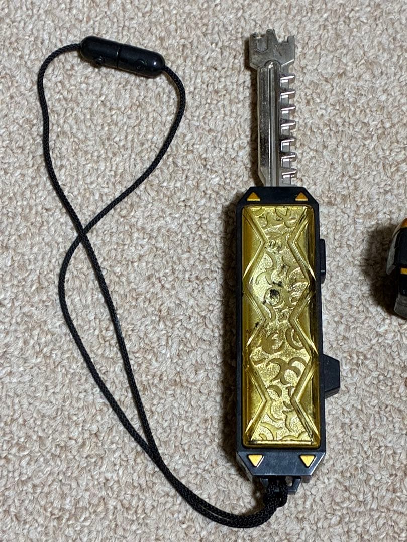 爆竜戦隊アバレンジャー　ダイノコマンダー　アバレブラック　変身アイテム