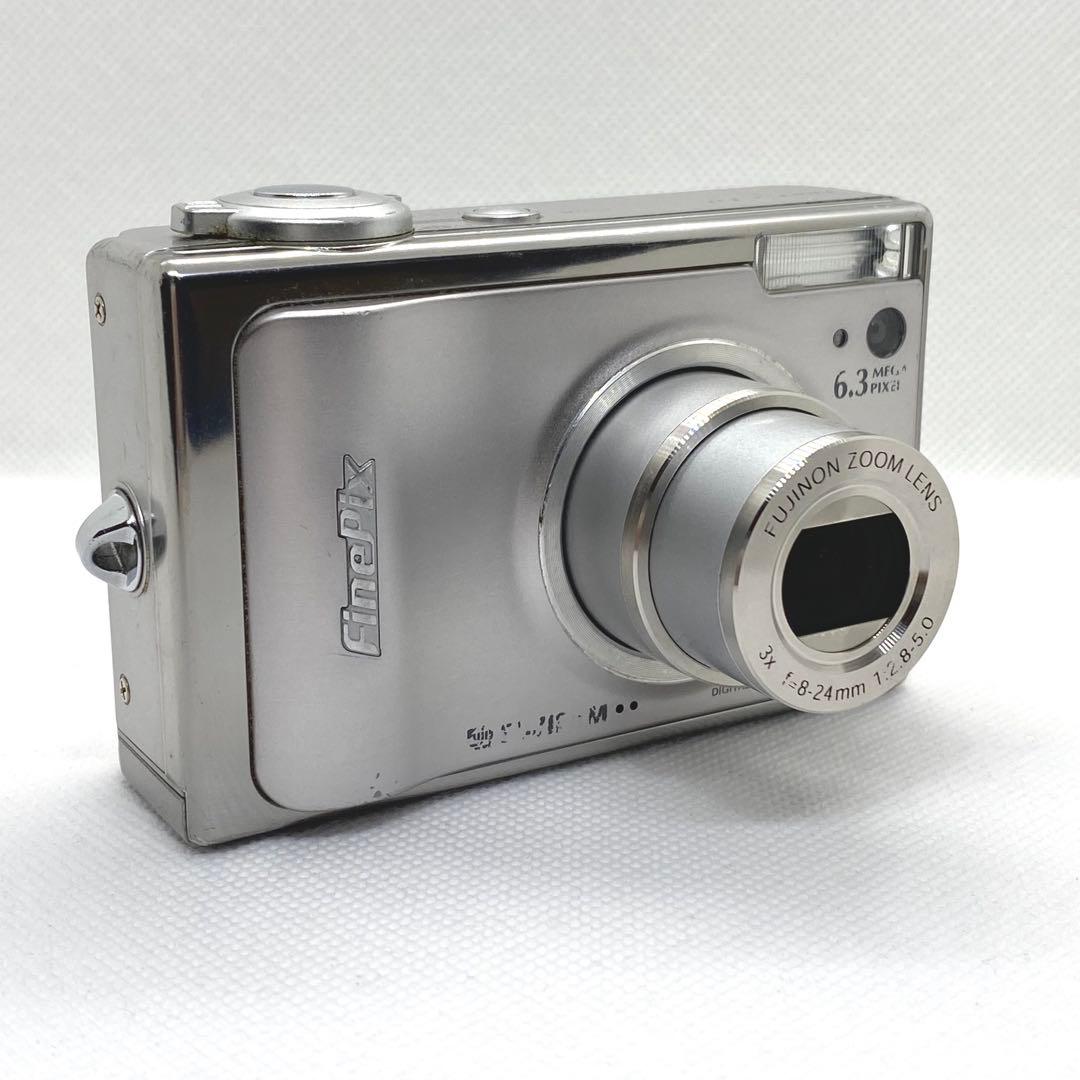 【動作品】FUJIFILM FinePix F11 コンパクトデジタルカメラ