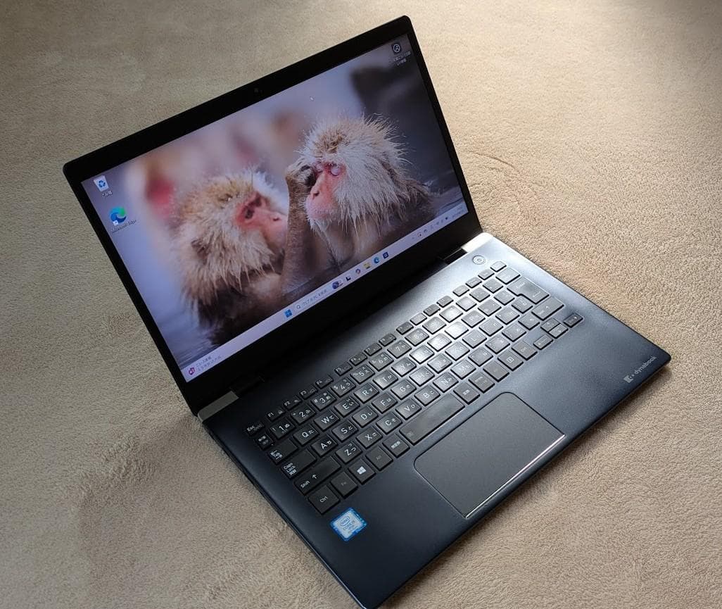 TOSHIBA Dyna Book 【美品】