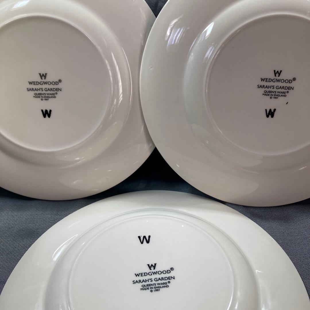 ウェッジウッド　サラズガーデン　プレート　パン皿　ケーキ　デザート　中皿　廃盤
