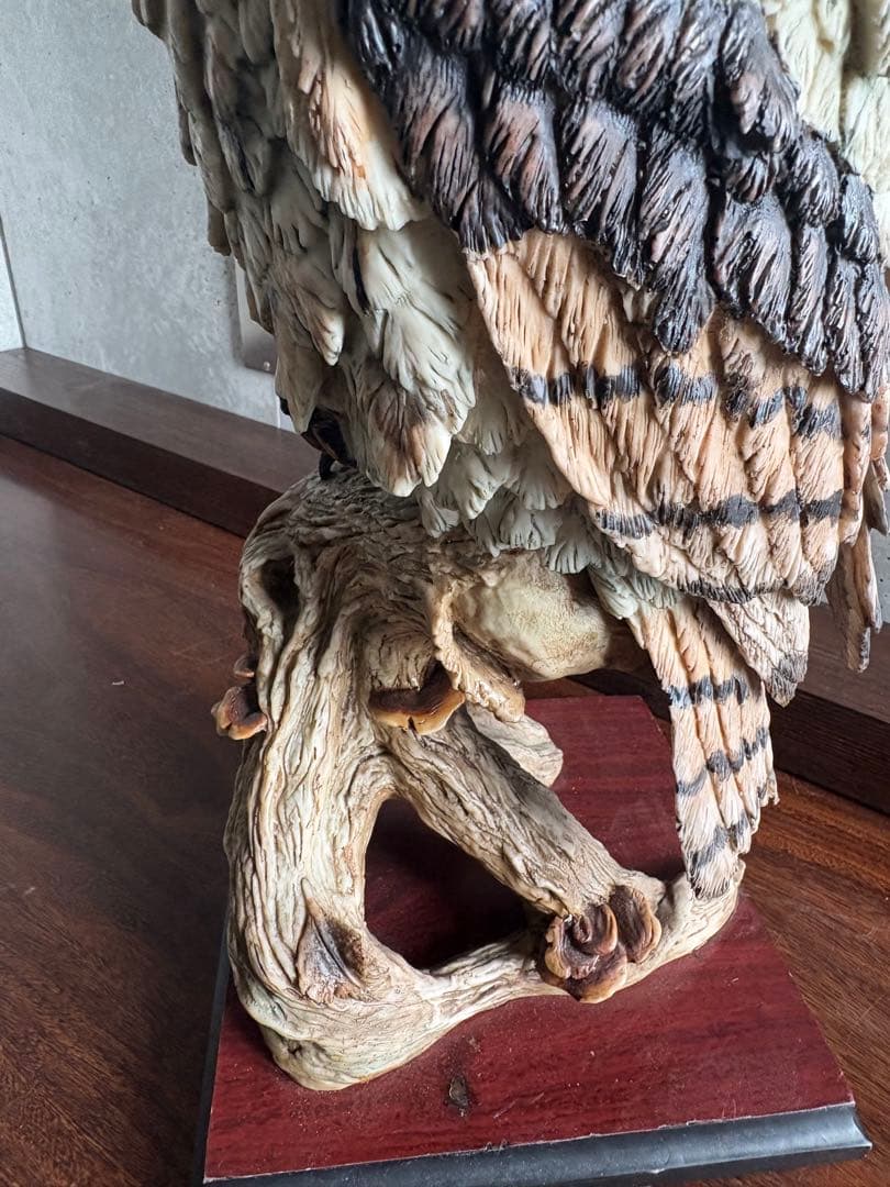 ワシミミズク　大きな置物　高さ57cm、18.8.kg フクロウ科　アンティーク