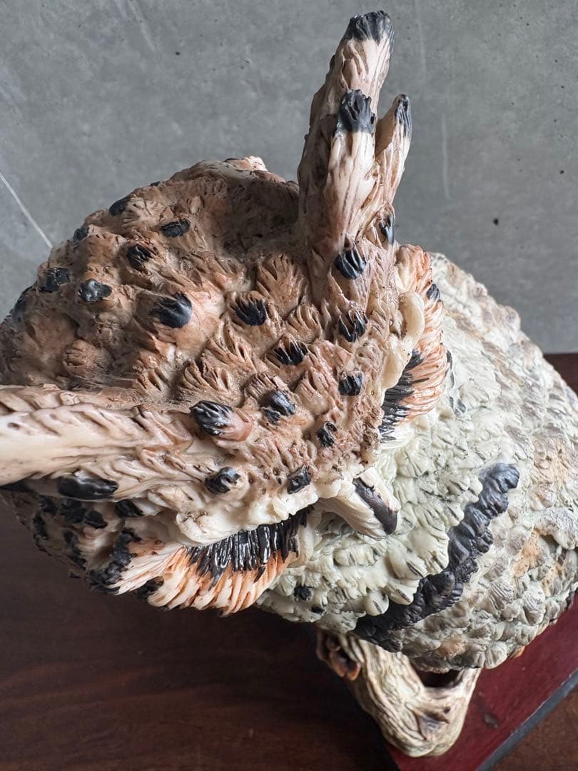 ワシミミズク　大きな置物　高さ57cm、18.8.kg フクロウ科　アンティーク