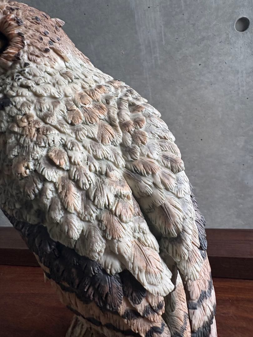 ワシミミズク　大きな置物　高さ57cm、18.8.kg フクロウ科　アンティーク