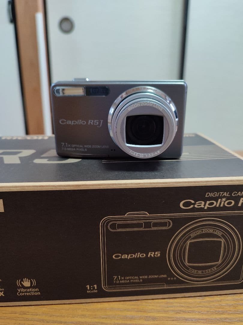 フルセット！ RICOH Caplio R5 デジタルカメラ 程度抜群！リコー