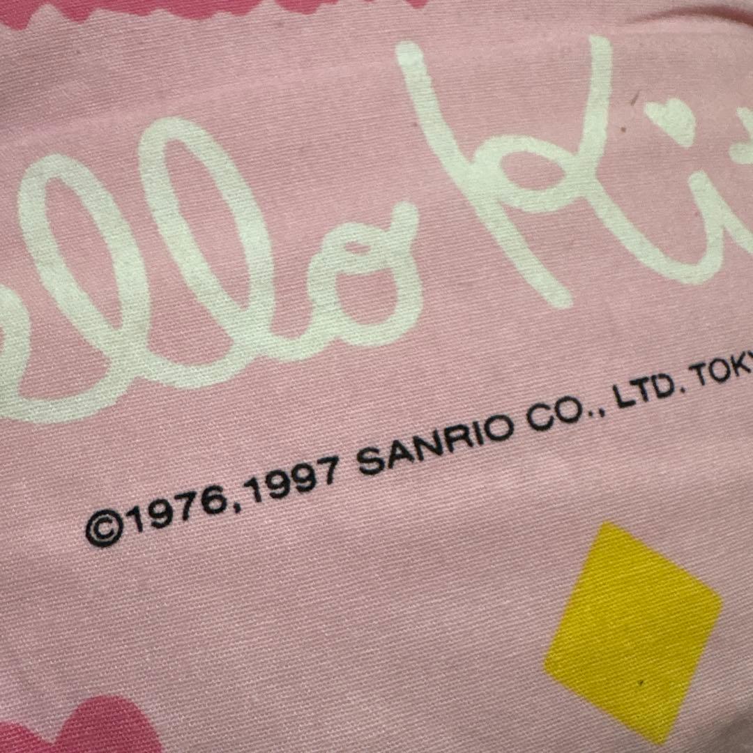 サンリオ　ハローキティ　キティちゃん　レトロ　座布団　千鳥格子　4点セット