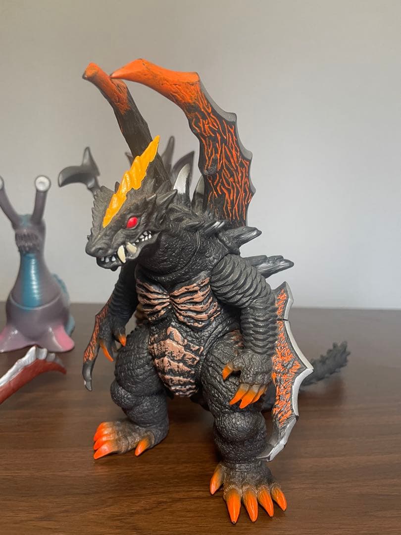 ウルトラマン ガラモン バンダイ怪獣