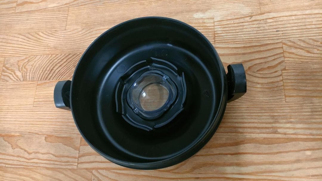 【ほぼ未使用】バイタミックスE520　ブラック　保証書あり　1647