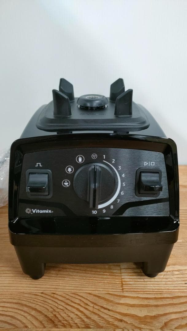 【ほぼ未使用】バイタミックスE520　ブラック　保証書あり　1647