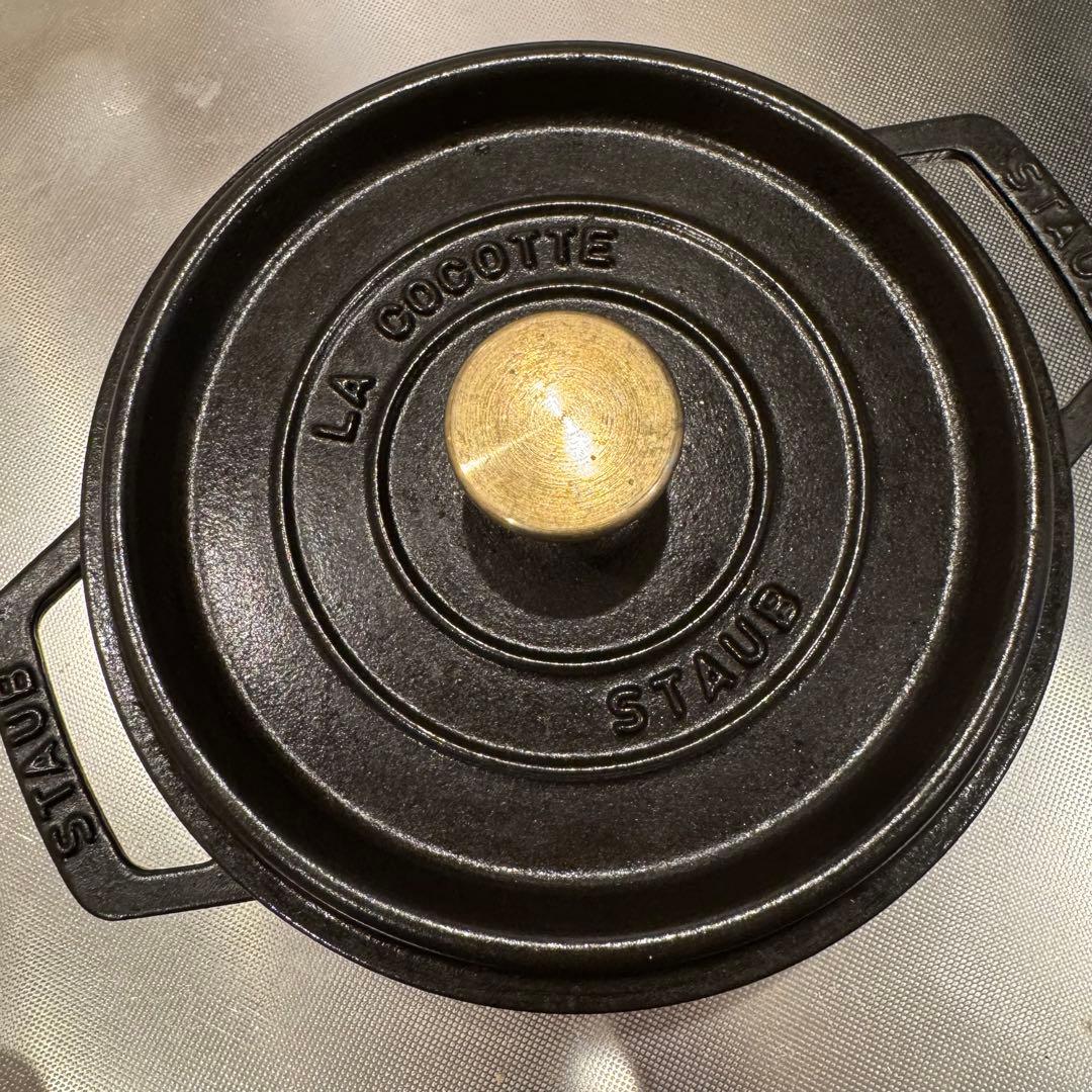 ストウブ ピコ ココット ラウンド 18cm ブラック STAUB