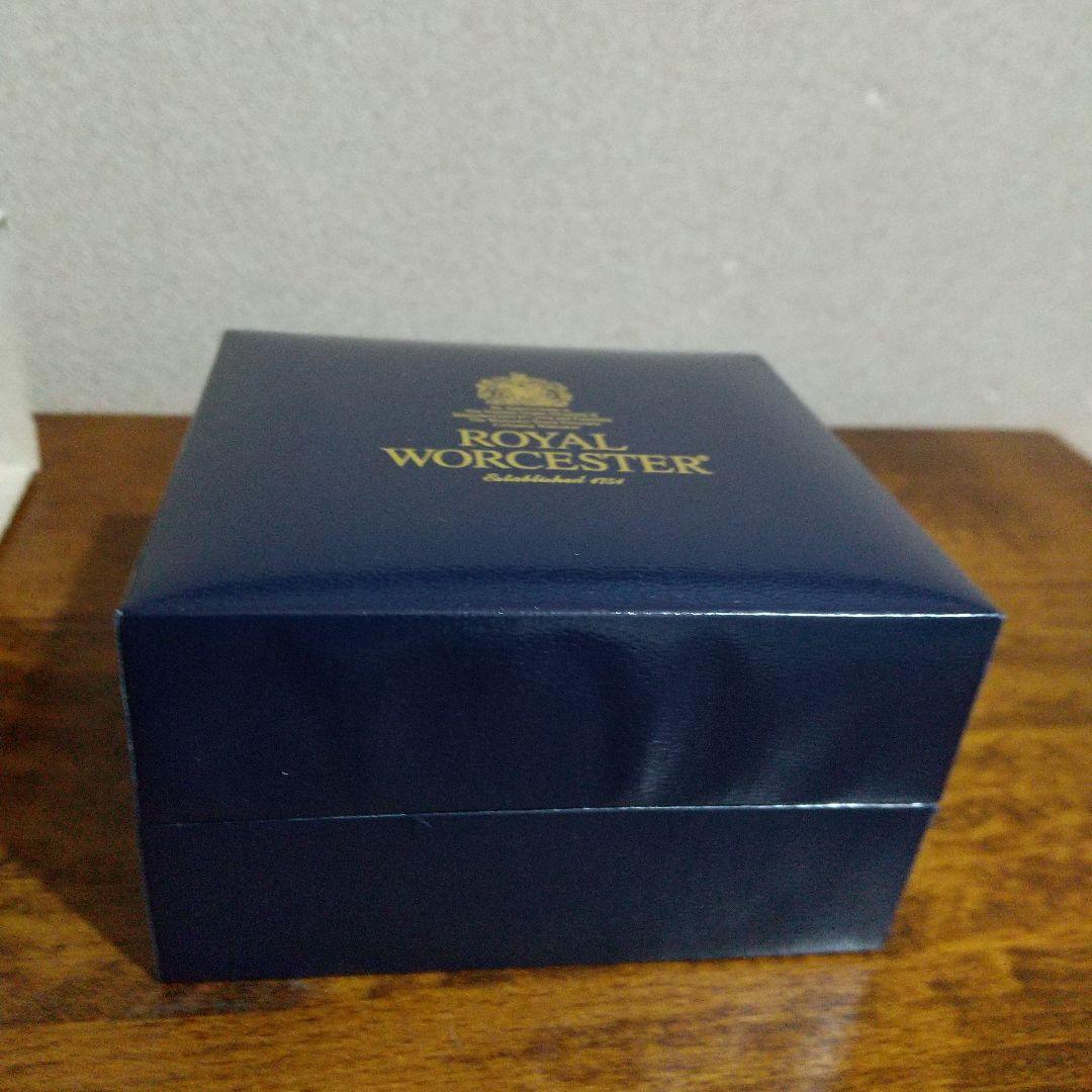 ロイヤルウースター \"ウースターパネルドフラワーズ\"  ピルケース