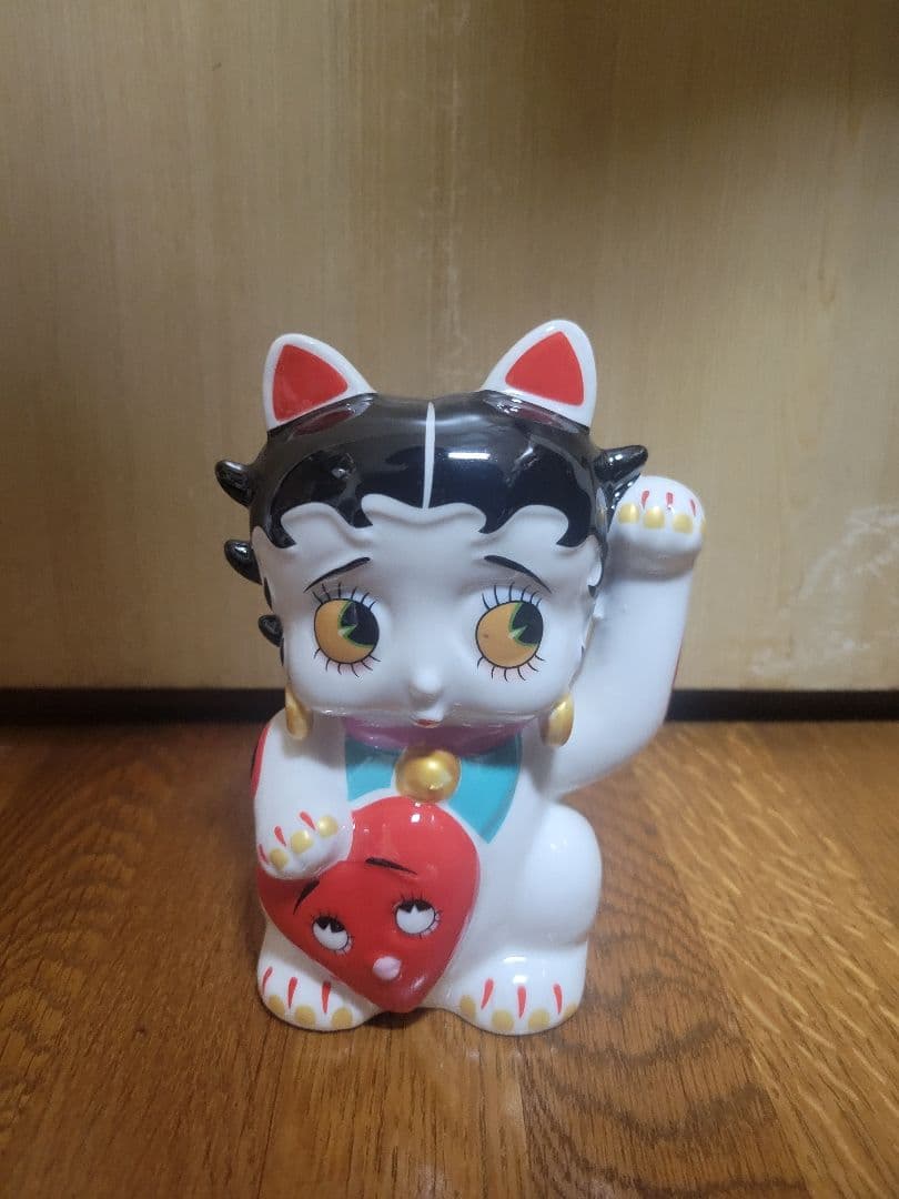 ベティ・ブープ Betty Boop ベティちゃん 招き猫 陶器フィギュア