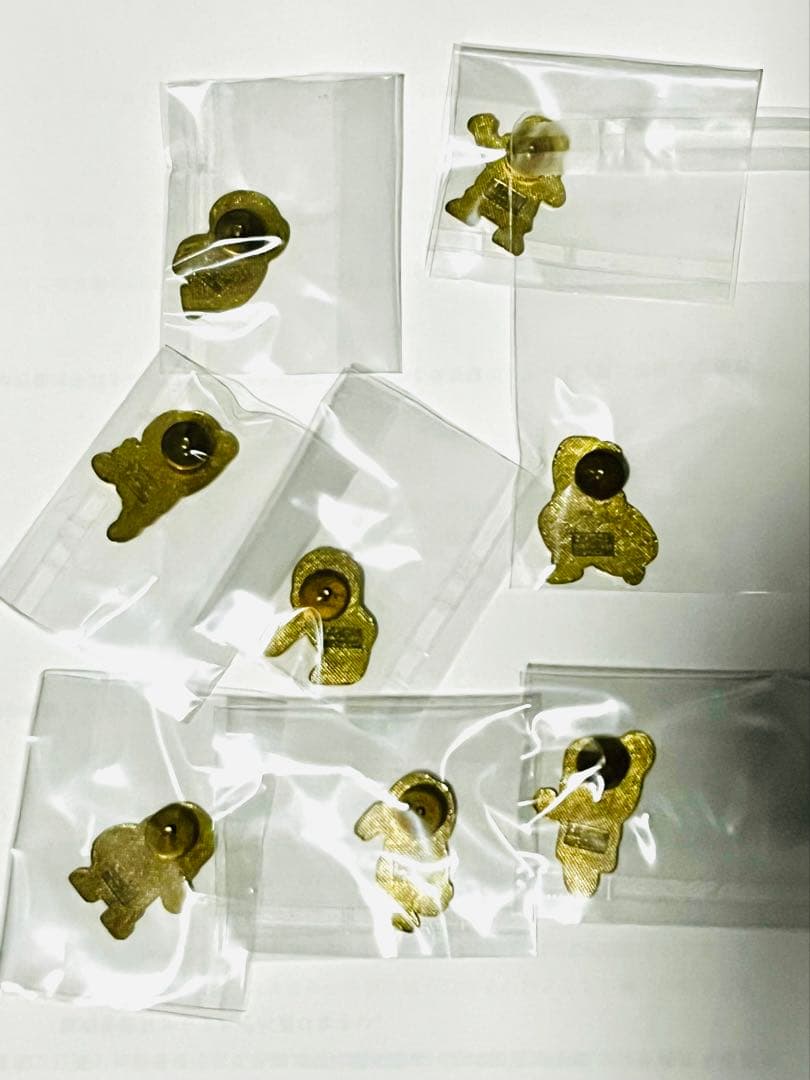 値下げしました　当時物　レア　スラムダンク スクリューズ　ピンバッジ