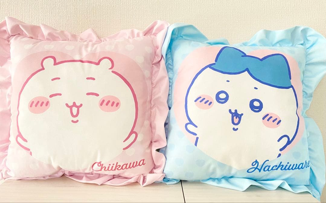 しまむら ちいかわ背当てクッション ちいかわ ハチワレ うさぎ モモンガ セット