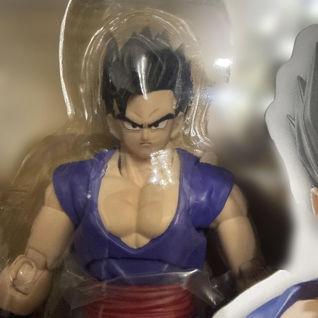 S.H.Figuarts アルティメット悟飯 SUPER HERO