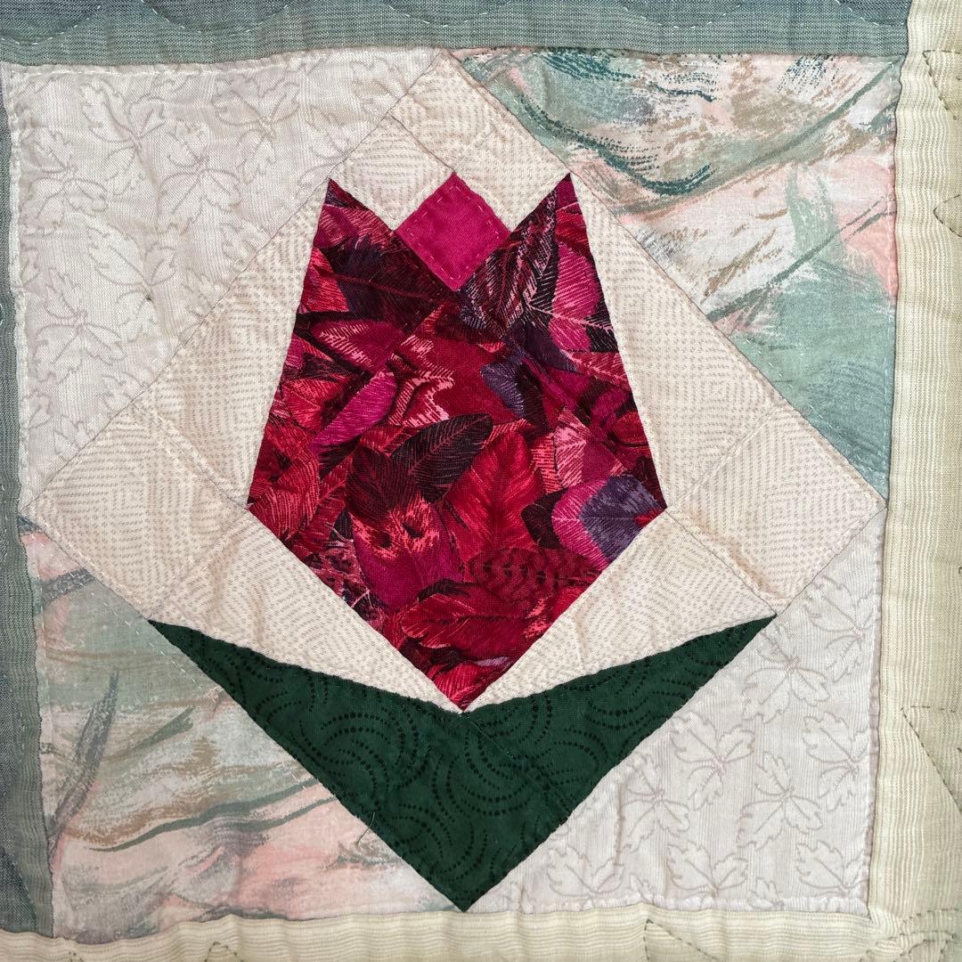 チューリップタペストリー ハンドメイドパッチワークキルト