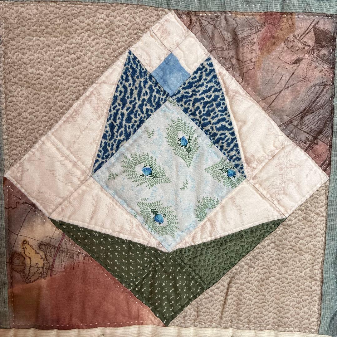 チューリップタペストリー ハンドメイドパッチワークキルト