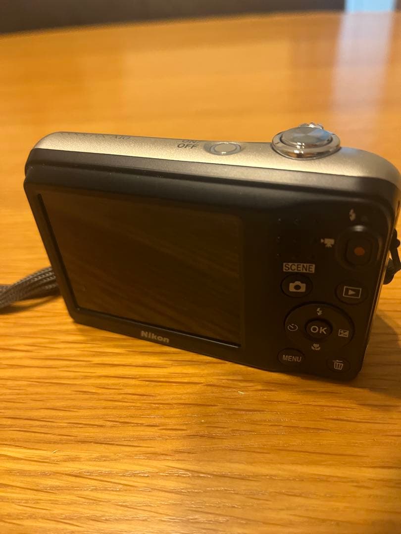 【美品、付属品込み】Nikon Coolpix A10