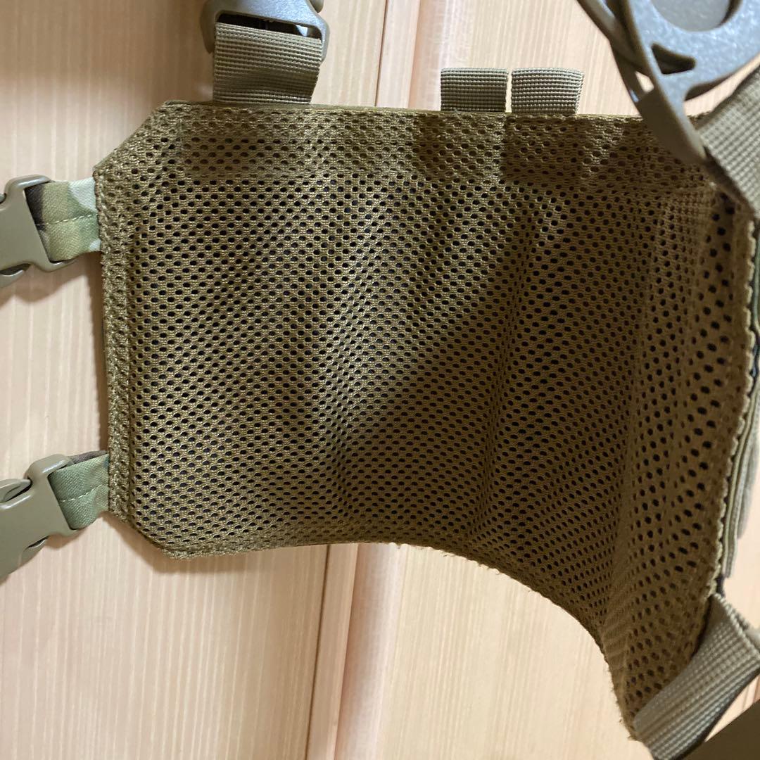 ★希少★ 実物 マルチカム タクティカルベスト フリーサイズ　コンドル サバゲー