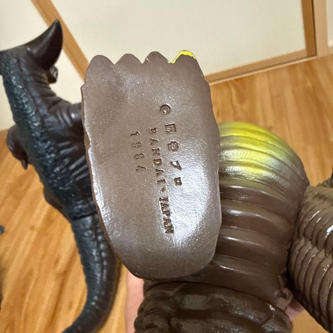 キ*コ様 美品！ウルトラ怪獣シリーズDX ビック 2set ゴモラ　レッドキング