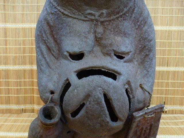 鋳鉄製 タヌキの置物 狸　縁起物　オブジェ　52ｃｍ
