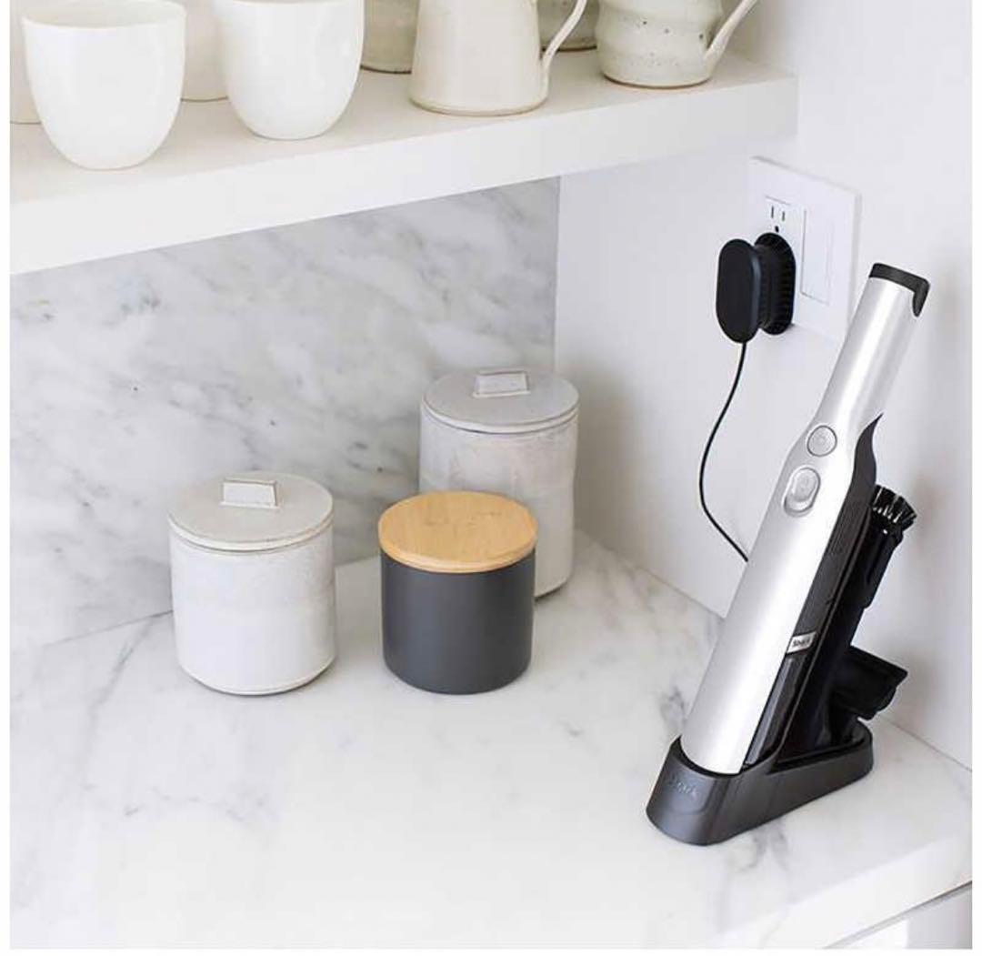 SHARK　充電式ハンディクリーナー EVOPOWER WV20（WV250J）