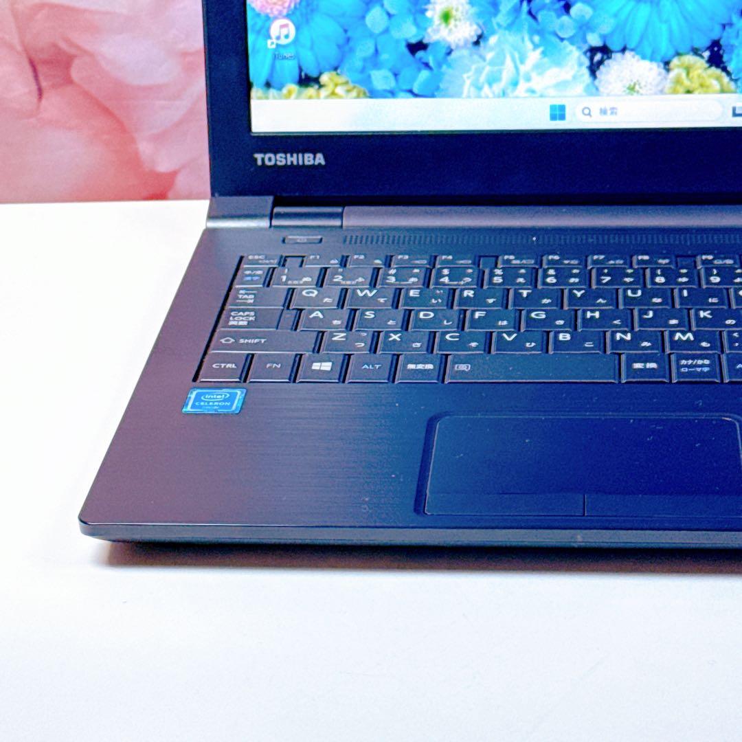 新品SSD✨windows11✨カメラ✨ノートパソコン✨オフィス✨薄型