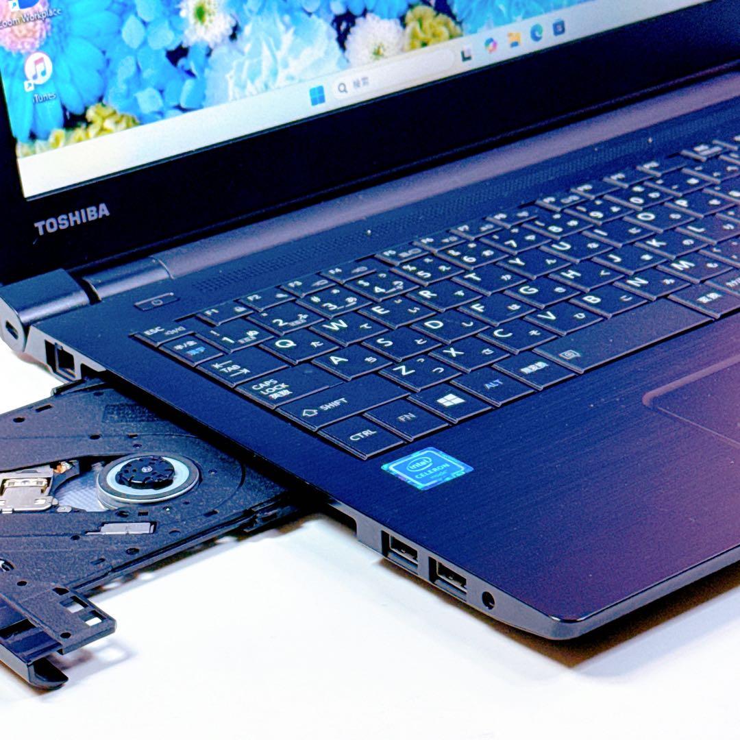新品SSD✨windows11✨カメラ✨ノートパソコン✨オフィス✨薄型