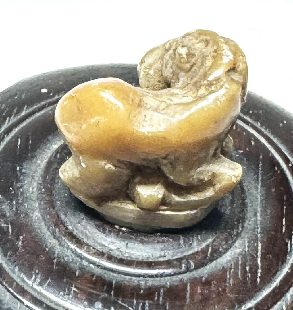 清 同治時代 粉彩山水紋小壷 紫檀唐木透かし唐草文火屋 古玉摘み WWTT010