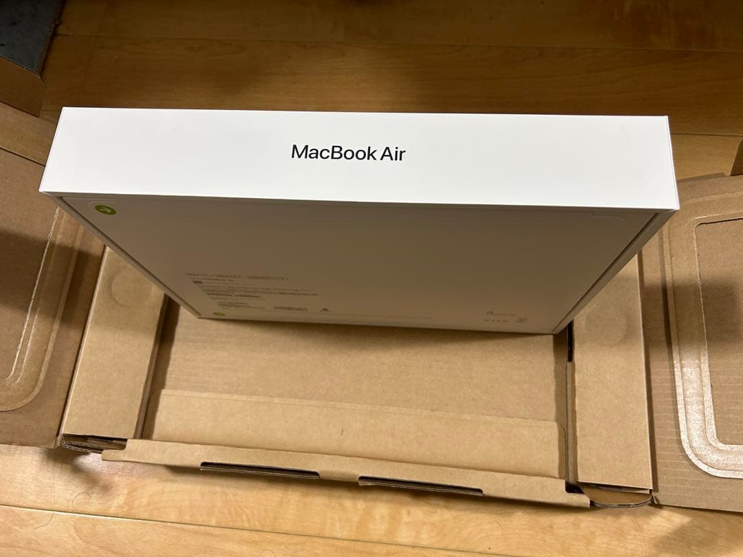 13インチMacBook Air(Early 2025) ミッドナイト