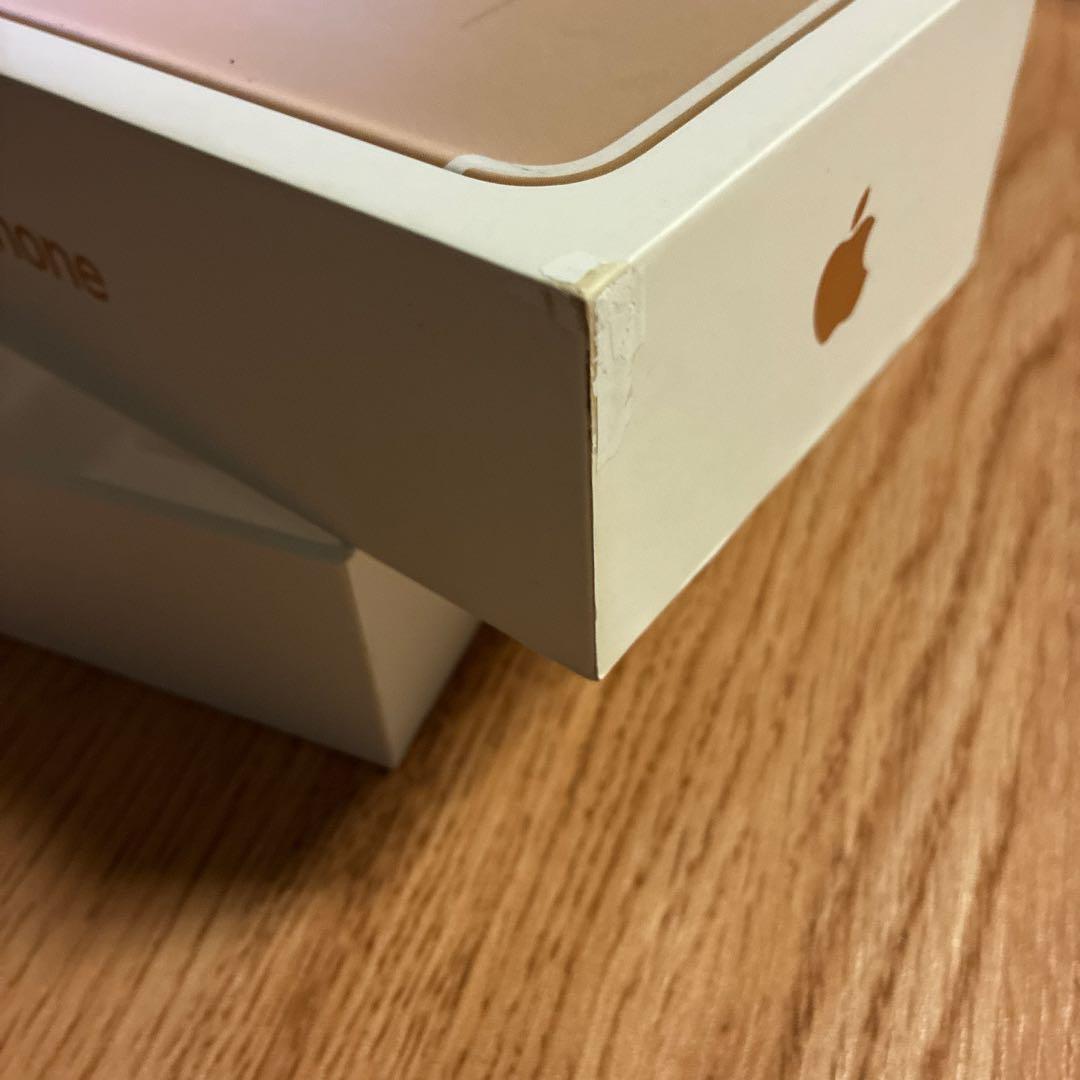 iPhone 7 Plus 128GB 、 本体と箱付き。