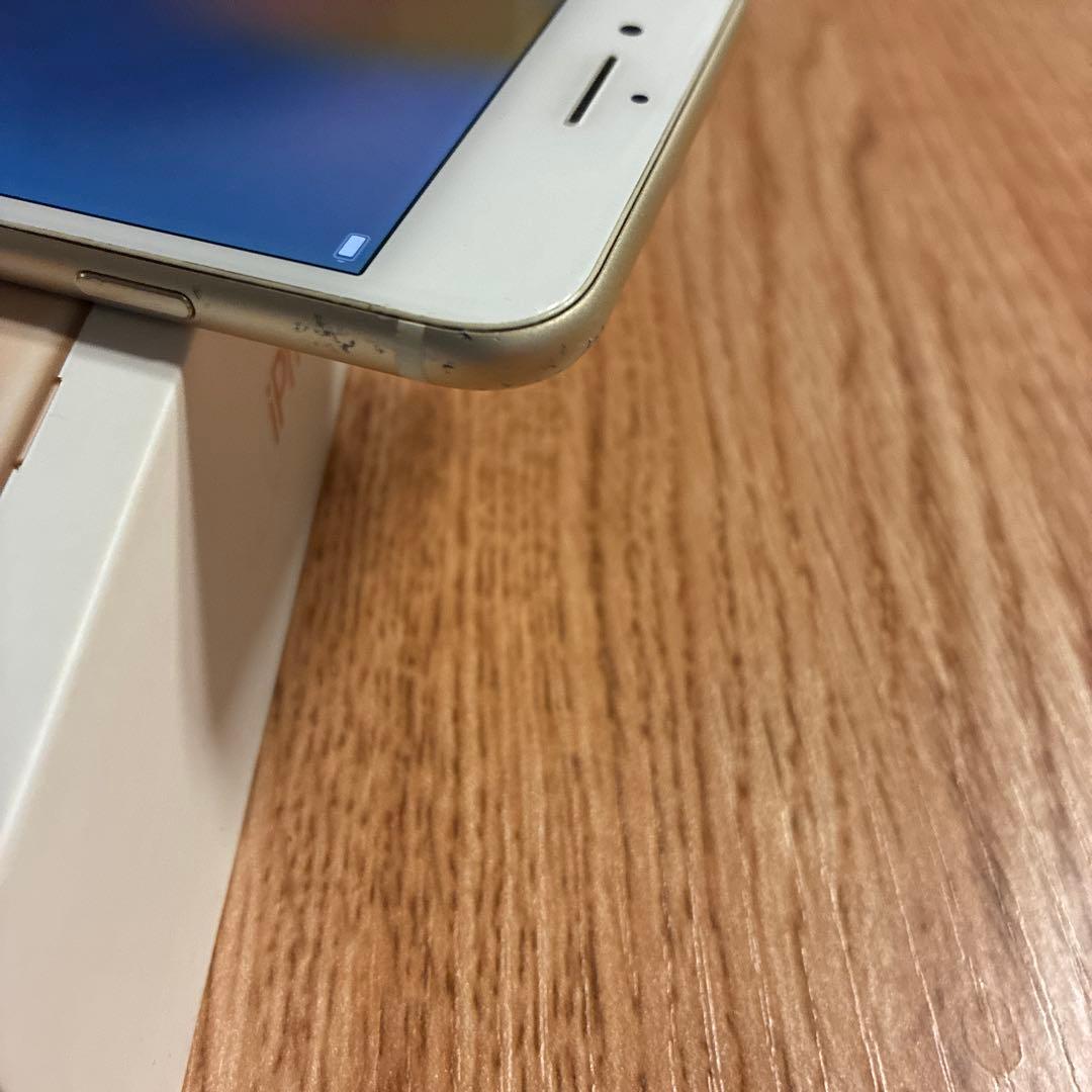 iPhone 7 Plus 128GB 、 本体と箱付き。