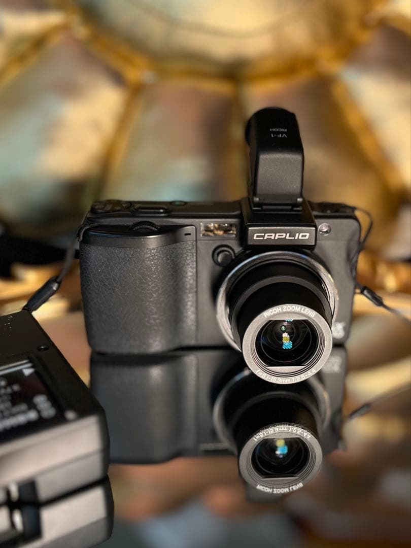RICOH Caplio GX100 液晶ファインダーVF-1 バッテリー2個付