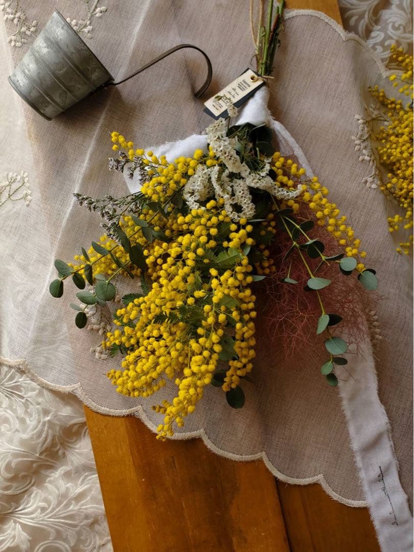 値下げ❣️春を告げるミモザのスワッグ♡♡ミニスワッグ付き✩.*˚