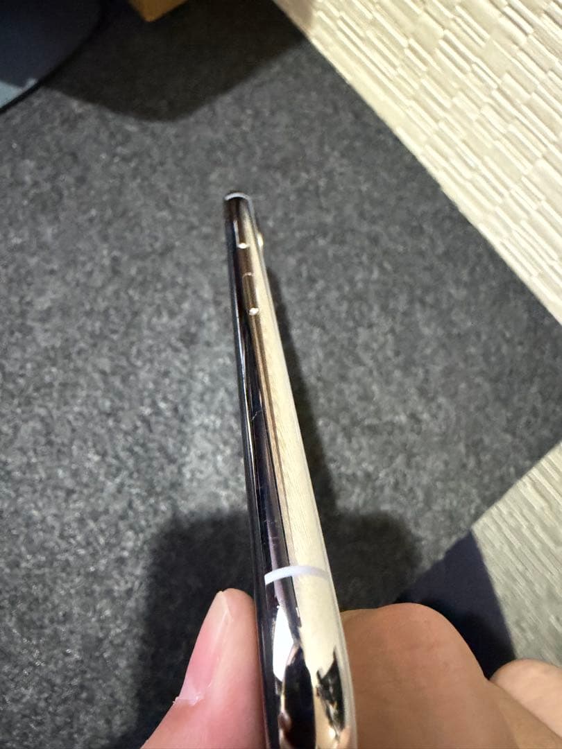 Apple iPhone X ホワイト 64GB　SIMフリー