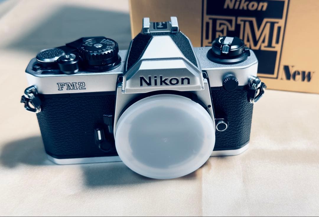 未使用☆Nikon NewFM2シルバー ボディのみ　デッドストック