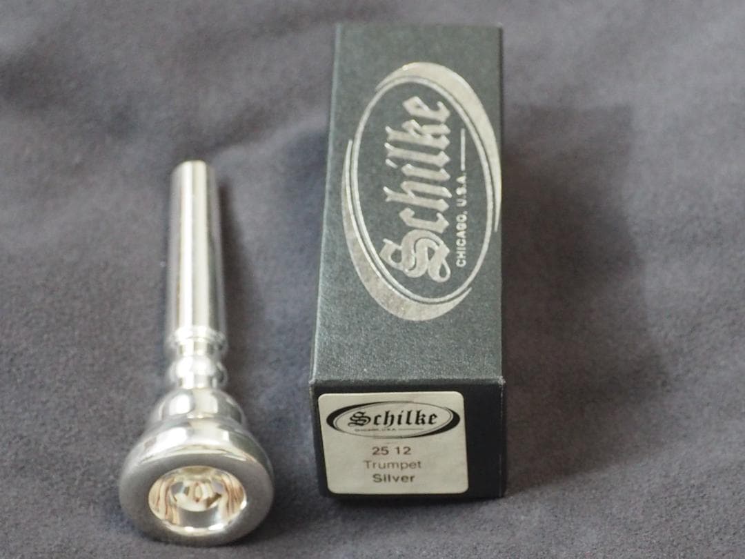 Schilke 12 トランペットマウスピース 箱付き