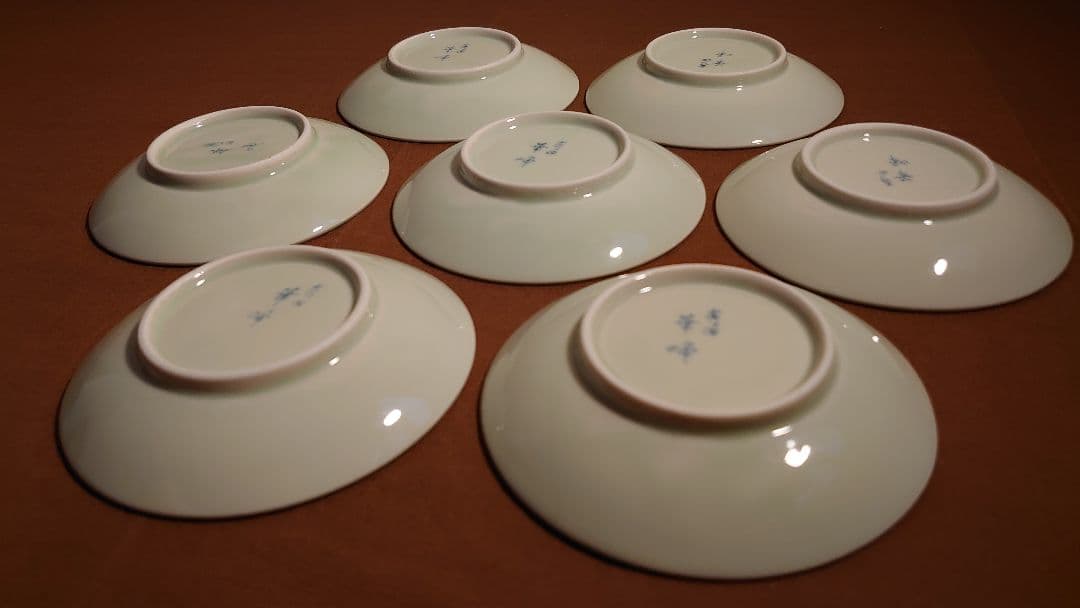 李朝　青磁　古伊万里　伊万里　陽刻　魚の図　蔵出し　７客