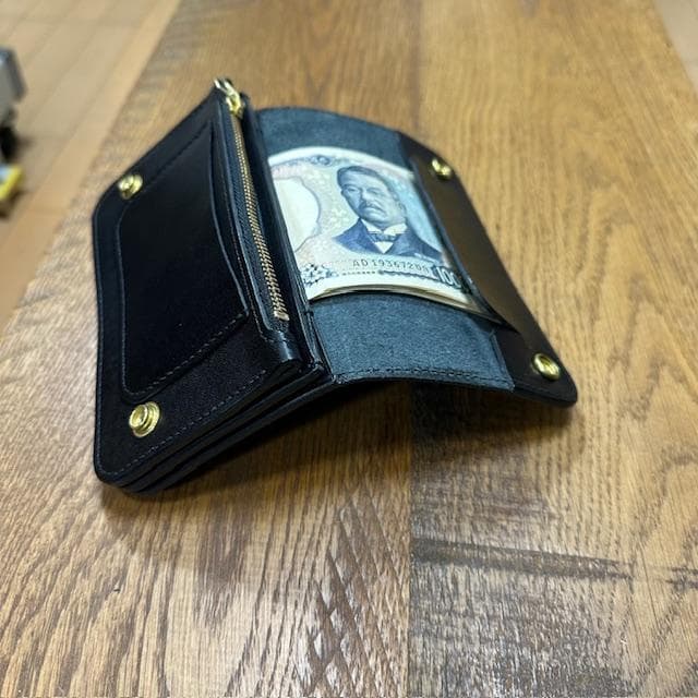 ミドルトラッカーウォレット　栃木レザーブラック　真鍮　トラッカーウォレット